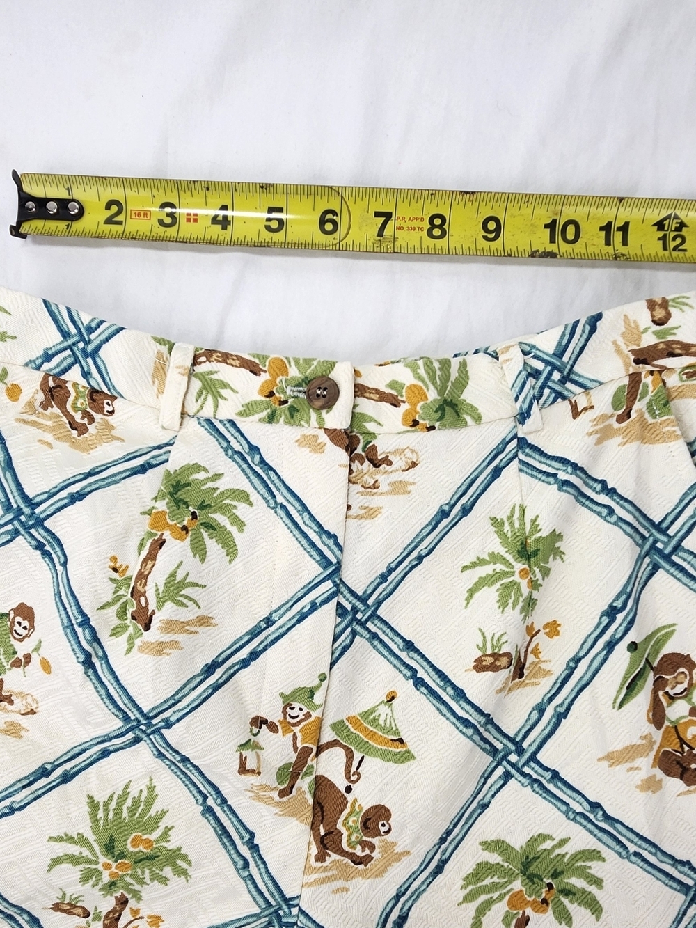 J. McLaughlin Vintage Monkey & Palm Tree Bamboo Trellis High Waist Shorts Sz 8 - Picture 5 of 10